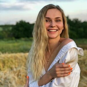 Young woman looking for man photo